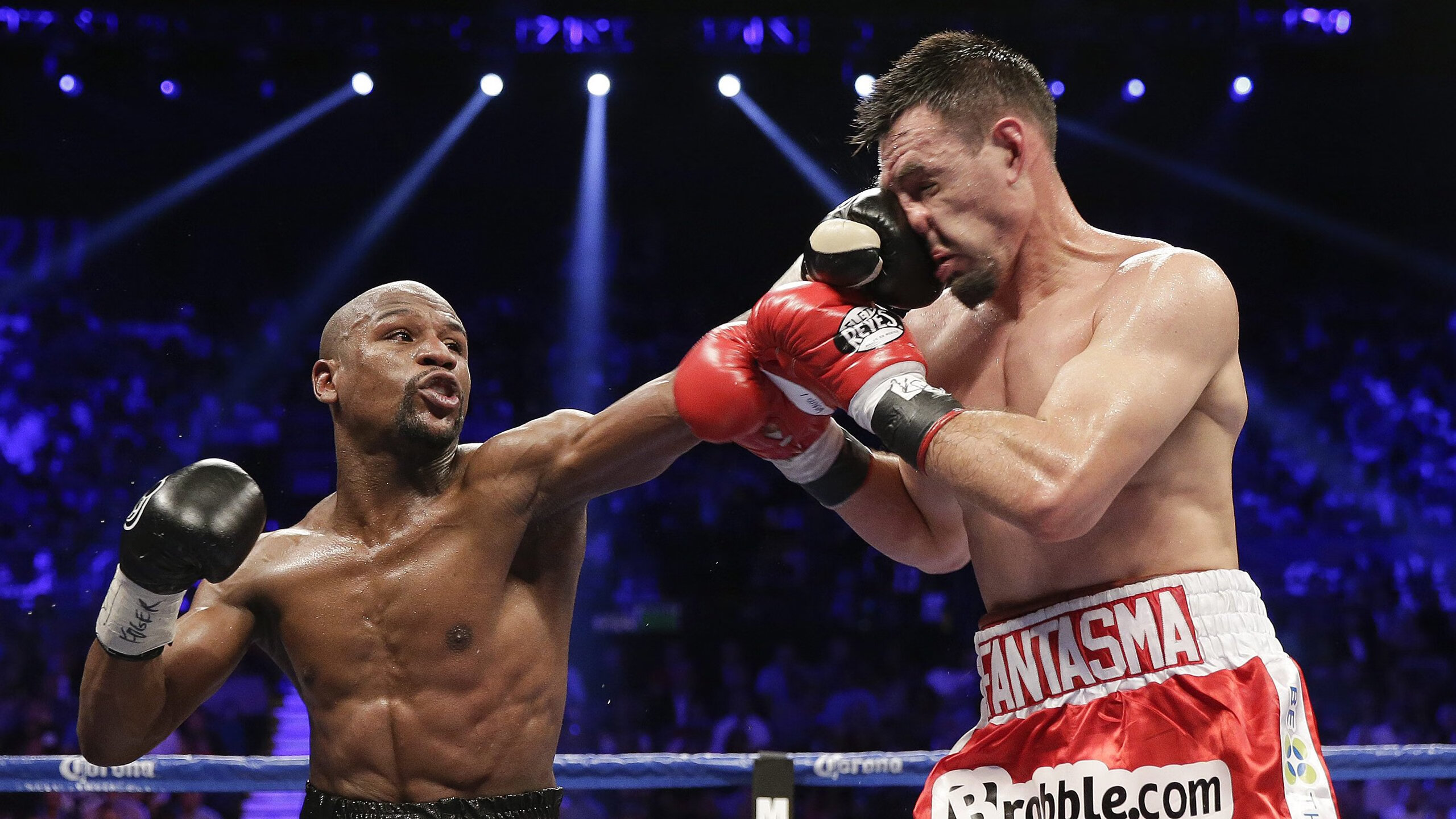 跨行业合作推动足球运动员健康管理体系不断完善，足球运动员跨界